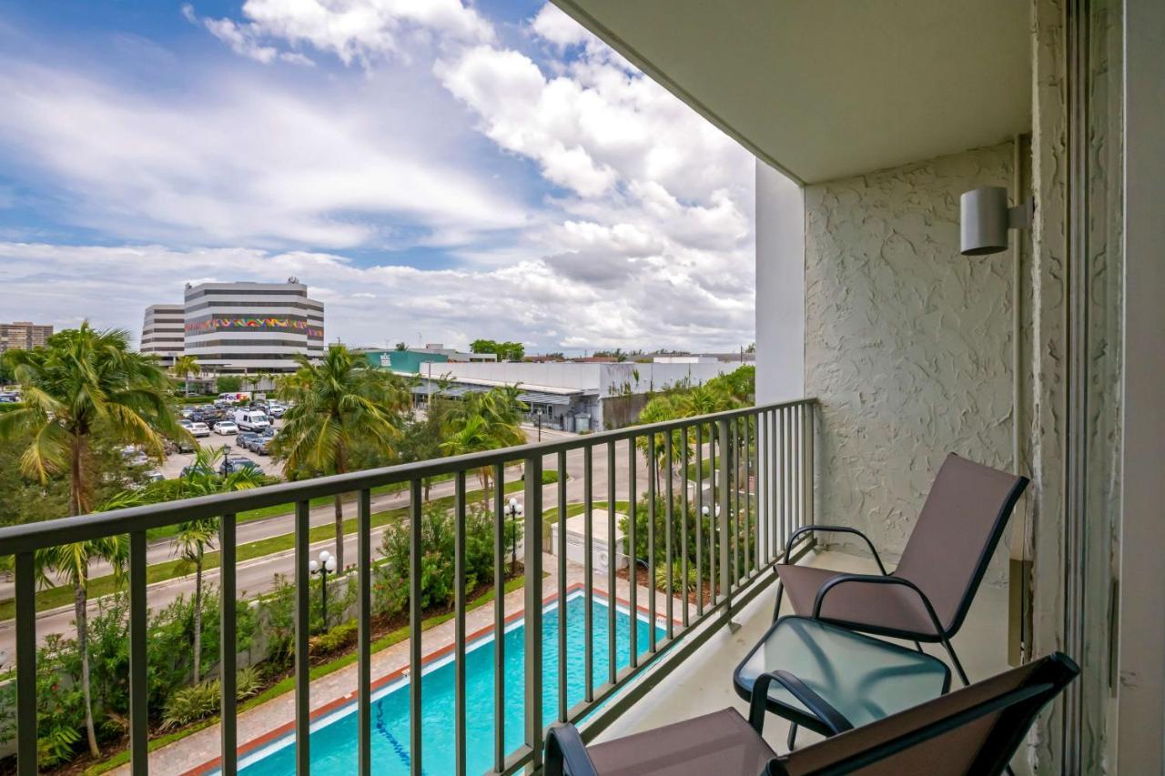 Best Western Plus North Miami-Bal Harbour Dış mekan fotoğraf