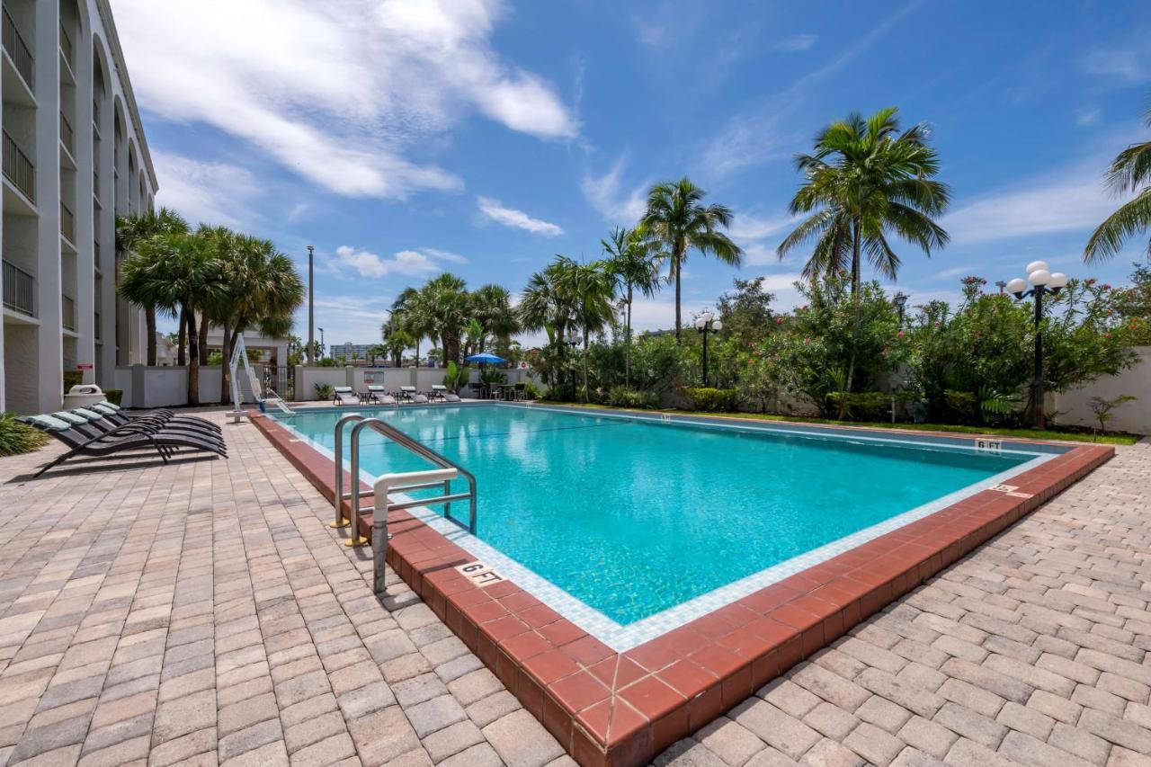 Best Western Plus North Miami-Bal Harbour Dış mekan fotoğraf